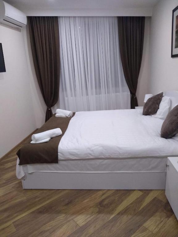 Luxury Apartment At Pirosmani 22 In Central Bordschomi Zimmer foto